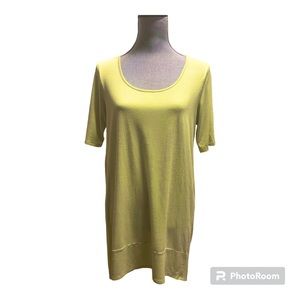J Jill green flowy tee 95% rayon size medium